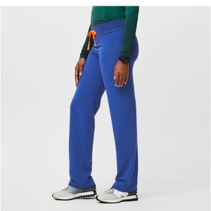 NWT Figs winning blue Livingston petite scrub pants